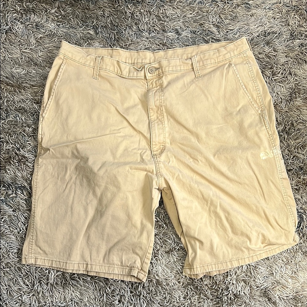 Wrangler: Men's Kaki Shorts
